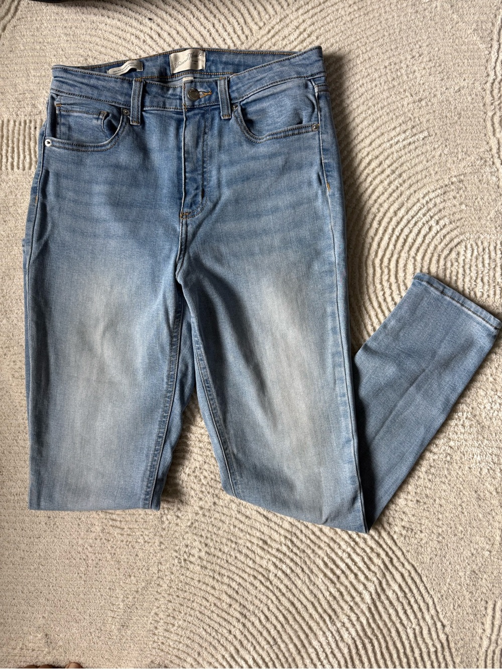Universal Thread High Rise Skinny Jeans Light Wash Size 12R